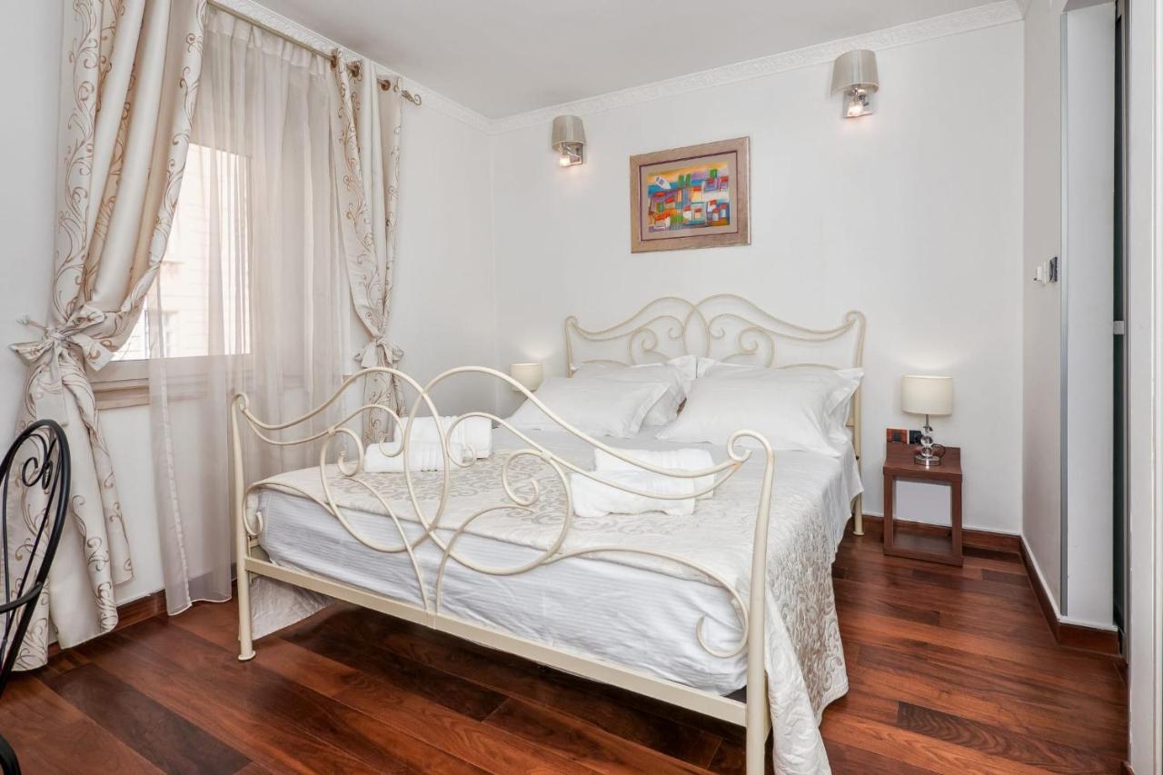 Central Luxury Apartment Xenia Split Exterior photo
